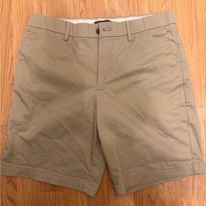Banana Republic Men's Khaki Flat Front Shorts